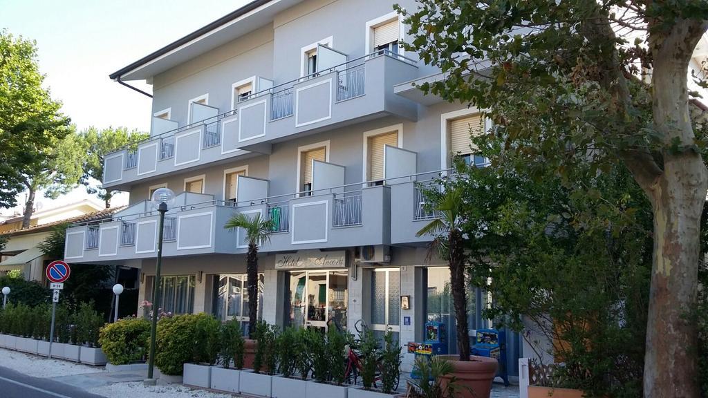 Hotel Ancora Cesenatico Exteriör bild