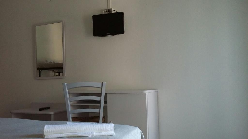 Hotel Ancora Cesenatico Exteriör bild